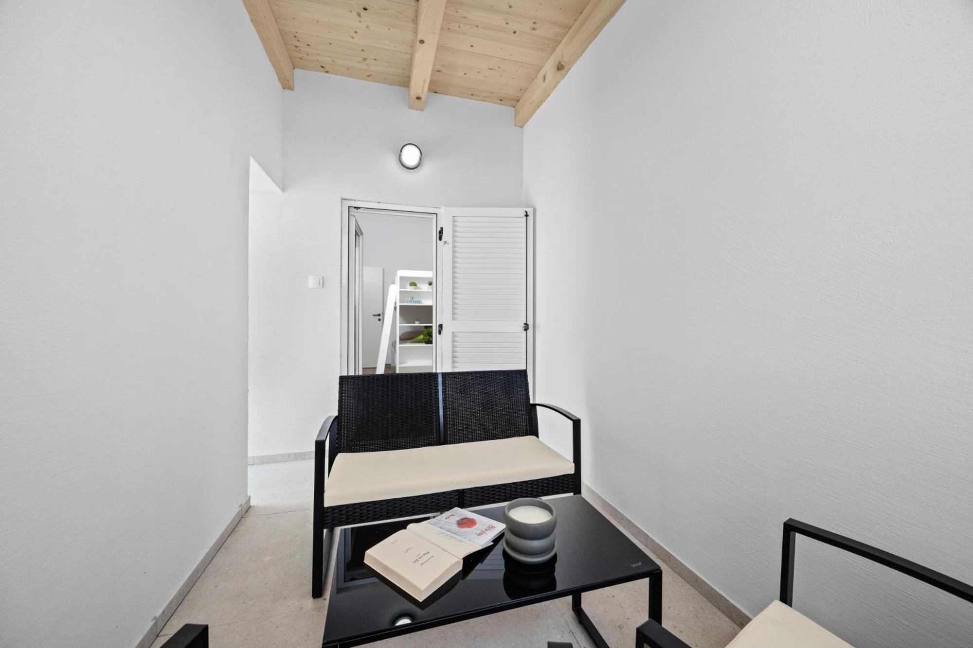 Apartment Nenad - Amazing Sea View ! Only 500 Meters From The Beach ! Fazana Bagian luar foto